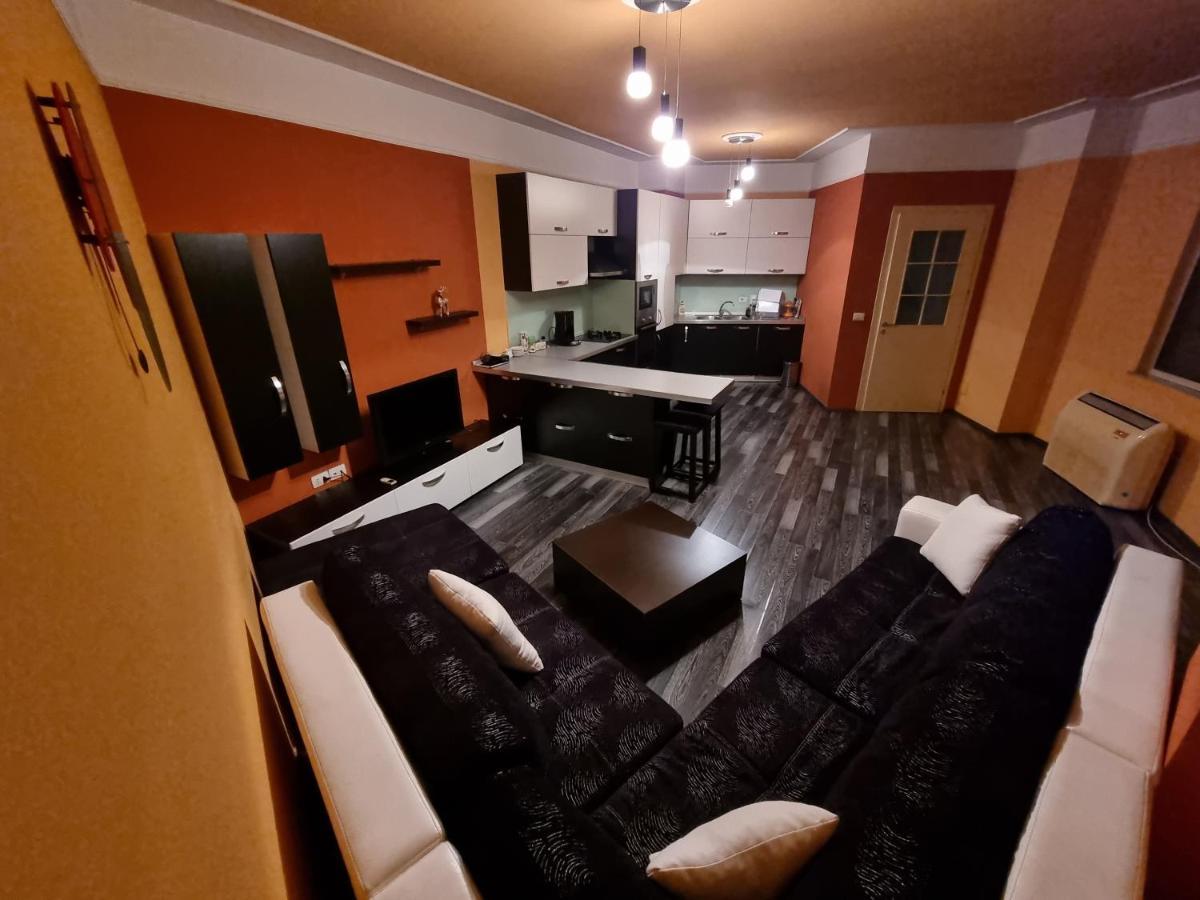 Moonshine Apartament Τίρανα Εξωτερικό φωτογραφία