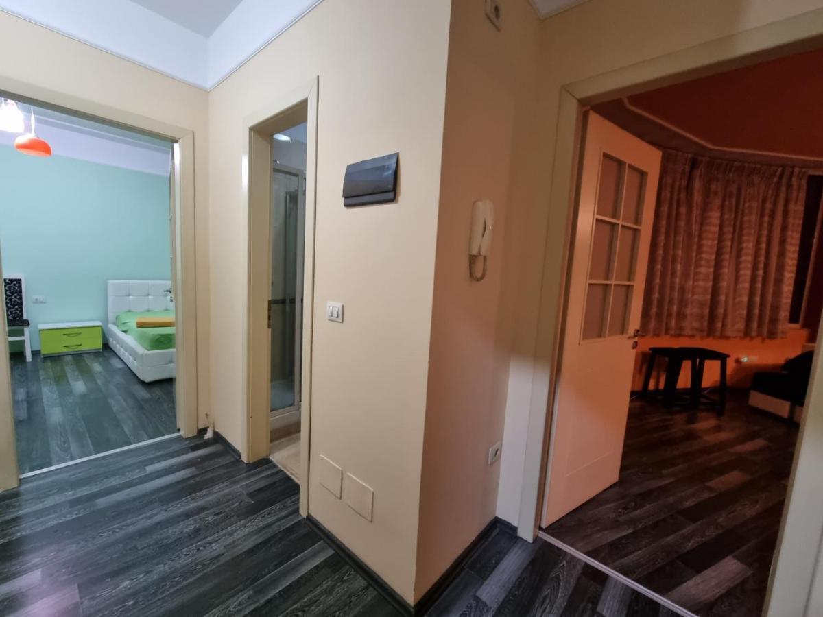 Moonshine Apartament Τίρανα Εξωτερικό φωτογραφία